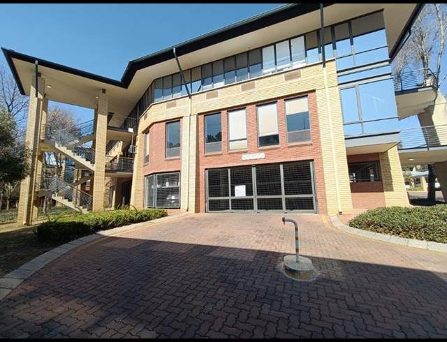 BUSINESS PROPERTY TO RENT IN WELTEVREDEN PARK
